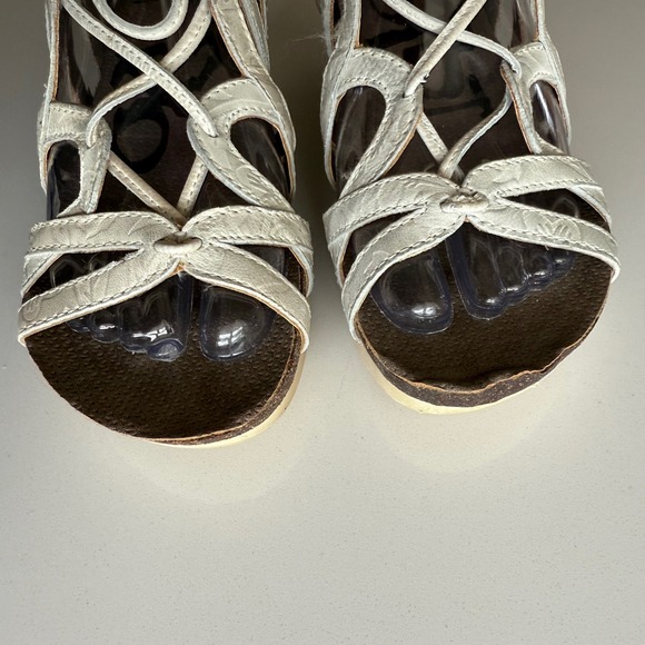 OTBT Nomadic Textured Leather Lace Up Cage Wedge Cream Sandal 6.5 - Picture 3 of 7